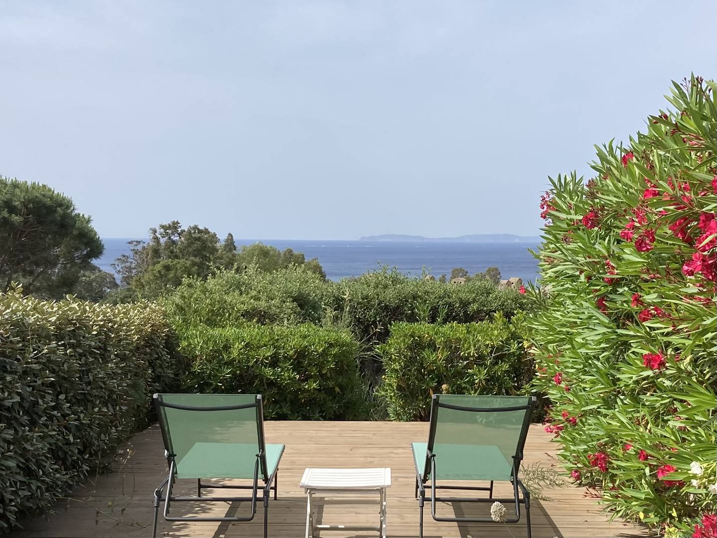 For rent Gigaro, 1 bedroom apartment with garden and sea view